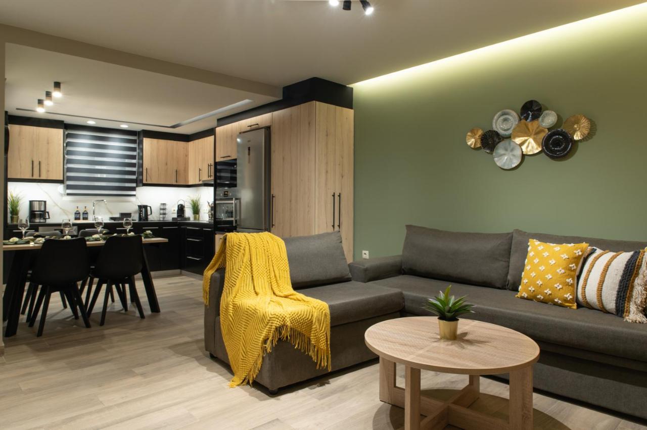 Stylishly Decorated House - Free Private Parking! Apartment Heraklion  Exterior photo