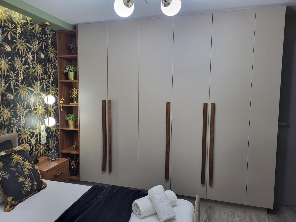 Stylishly Decorated House - Free Private Parking! Apartment Heraklion  Exterior photo